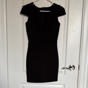Elegant Black Cap Sleeve Dress